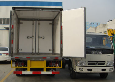 China Dongfeng Foton 4x2 refrigerou o caminhão da caixa 2 toneladas não de corrosão para a carne fresca fornecedor