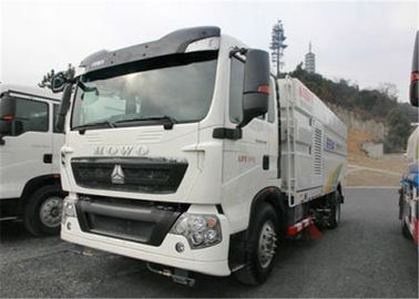 China HOWO LHD 4000 litro caminhão da vassoura de rua do caixote de lixo, tipo molhado do caminhão da limpeza da estrada/tipo seco fornecedor