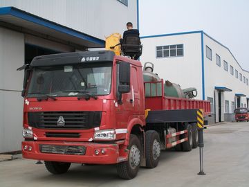 China O caminhão de XCMG montou o guindaste hidráulico telescópico de 50 toneladas de Howo do guindaste para transportar a carga fornecedor