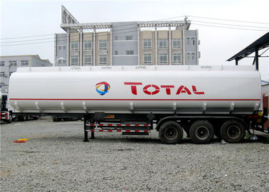 China 3 do eixo 45000L de óleo do petroleiro compartimentos resistentes 45M3 do reboque 4 semi para transportar o óleo fornecedor
