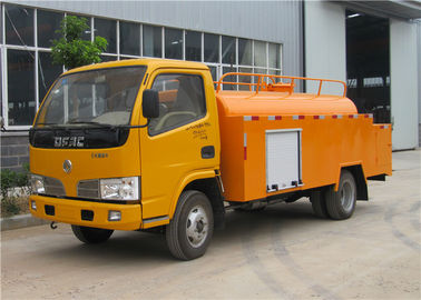 China caminhão de petroleiro pequeno de 3000L 5000L, caminhão de alta pressão da limpeza do esgoto para o nivelamento da tubulação fornecedor