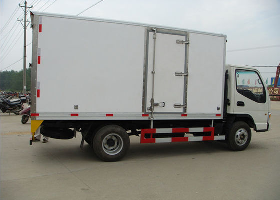 comprar 5 toneladas de caixa refrigerada Caminhão Congelador Van Corpo parede interna e exterior de Fibra de vidro Fabricação em linha